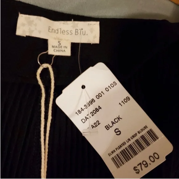 Crop blouse - Picture 6 of 6